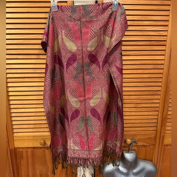 Pashmina Scarf - Picture 4 of 10